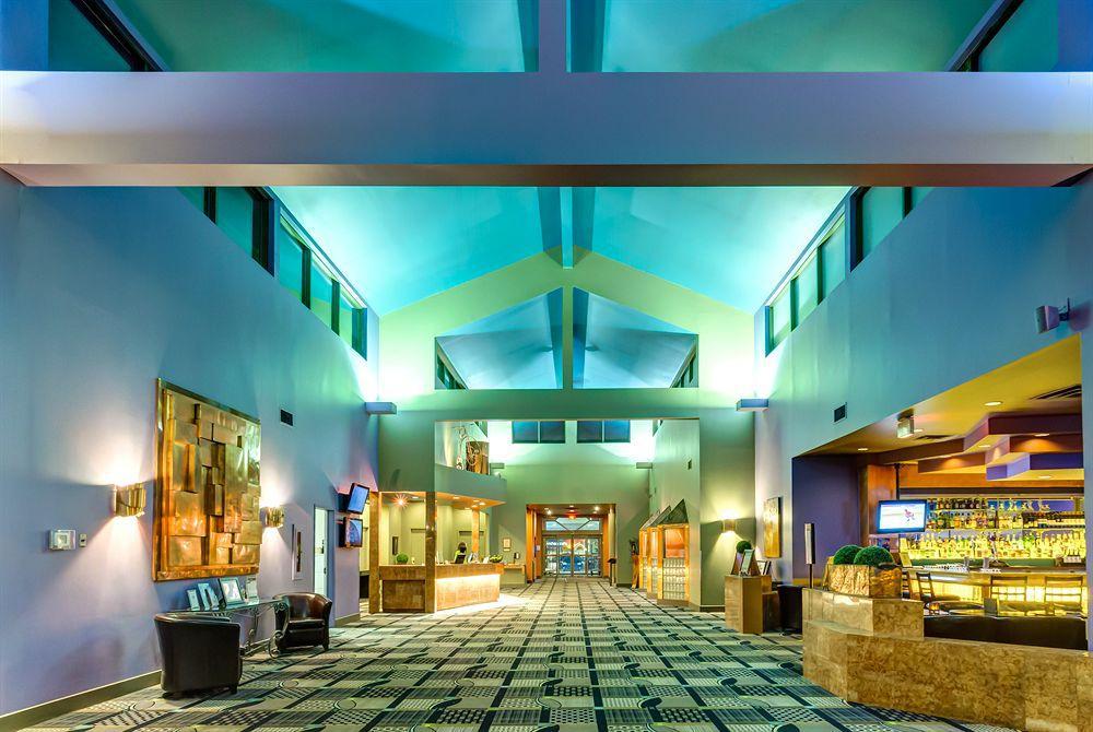 Royal Hotel West Edmonton, Trademark Collection By Wyndham Exterior photo