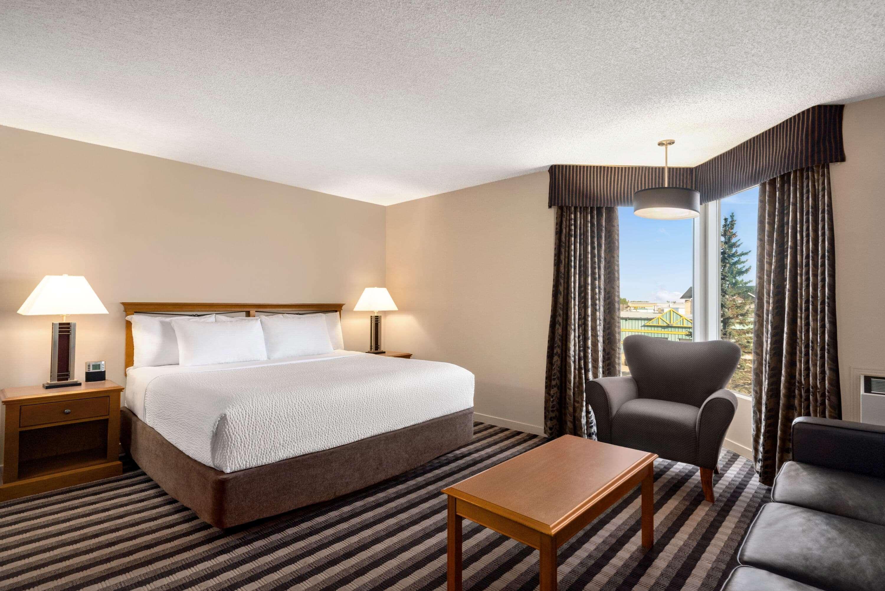 Royal Hotel West Edmonton, Trademark Collection By Wyndham Exterior photo