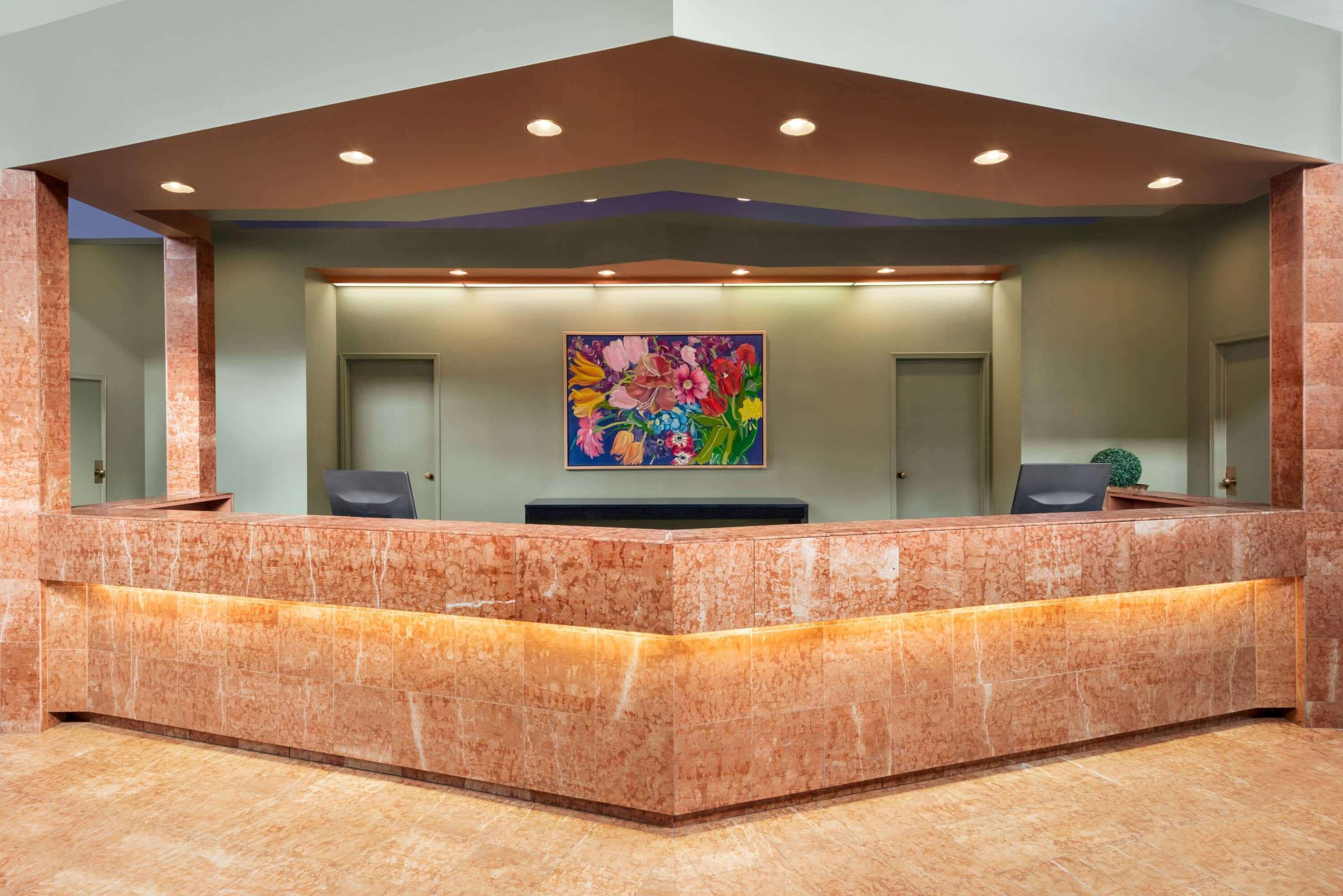 Royal Hotel West Edmonton, Trademark Collection By Wyndham Exterior photo